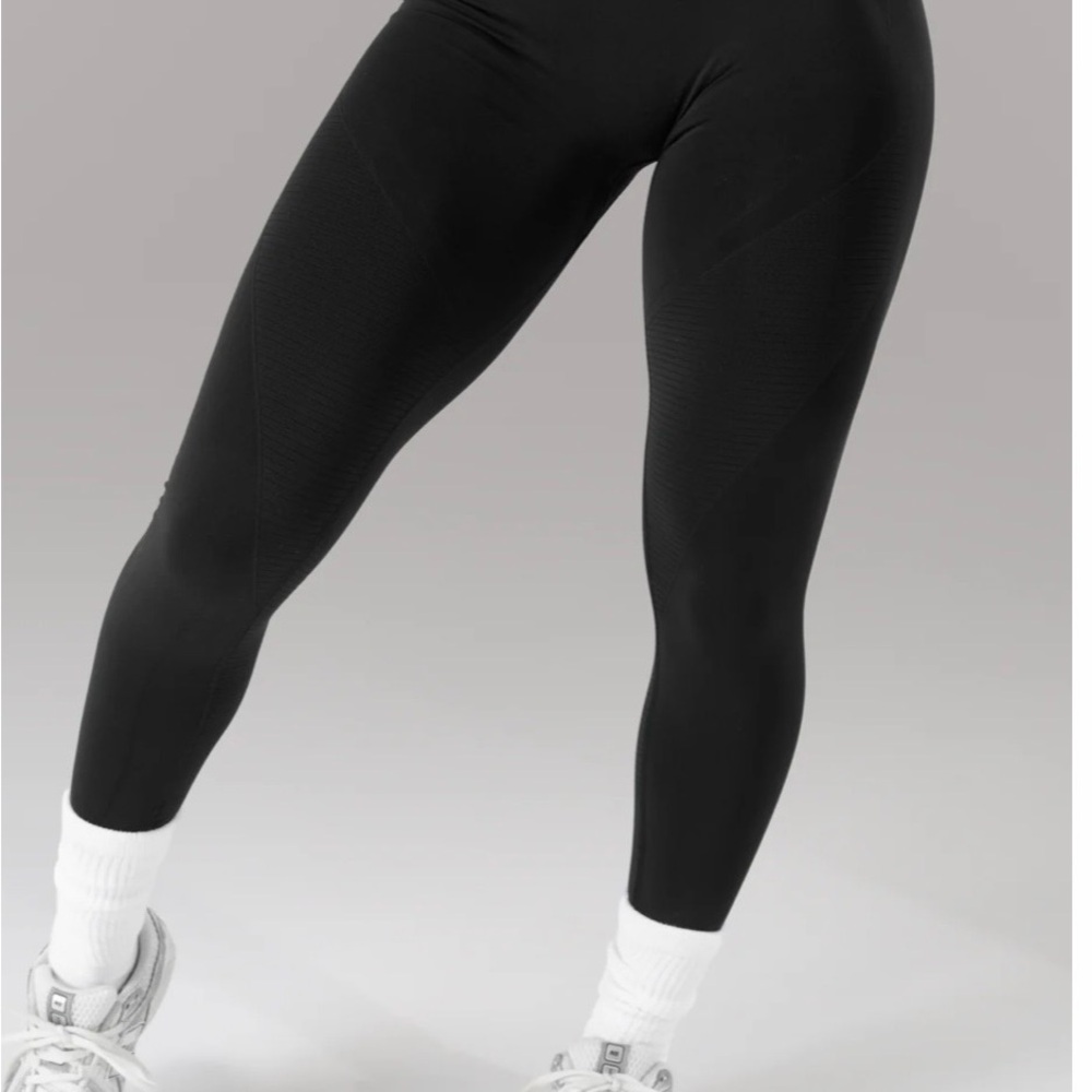 Alphalete Black High-Waist Seamless Leggings